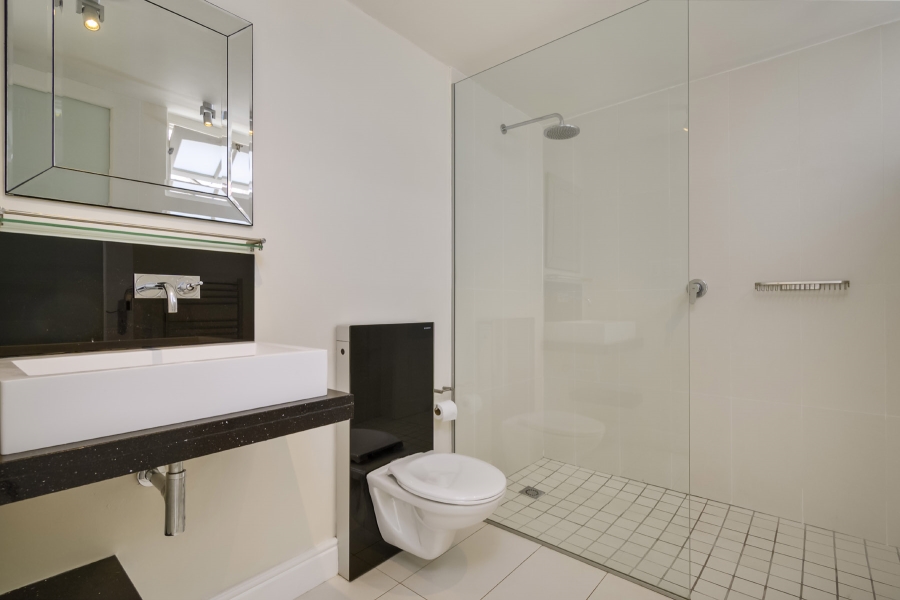5 Bedroom Property for Sale in Constantia Western Cape